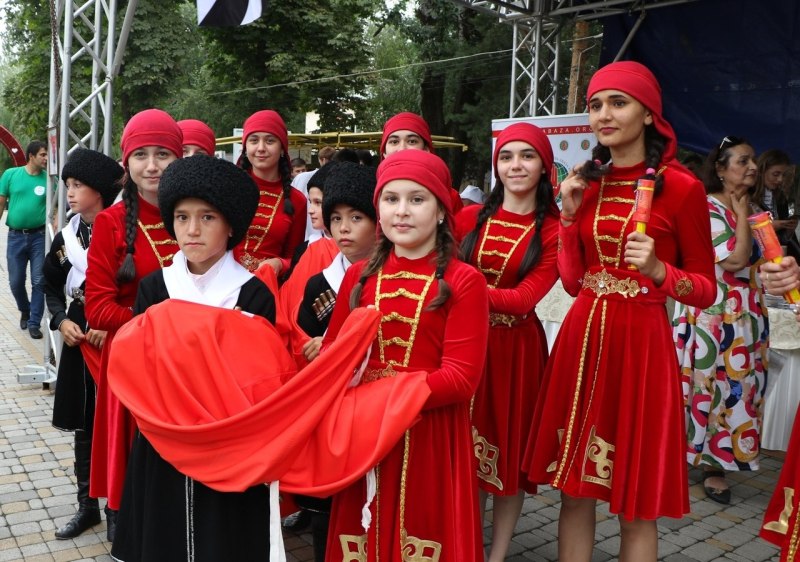 Национальный костюм Карачаево Черкесии