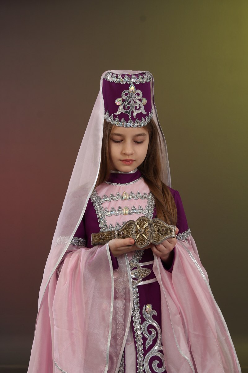 Адыгэ фащэ Мадина Саральп