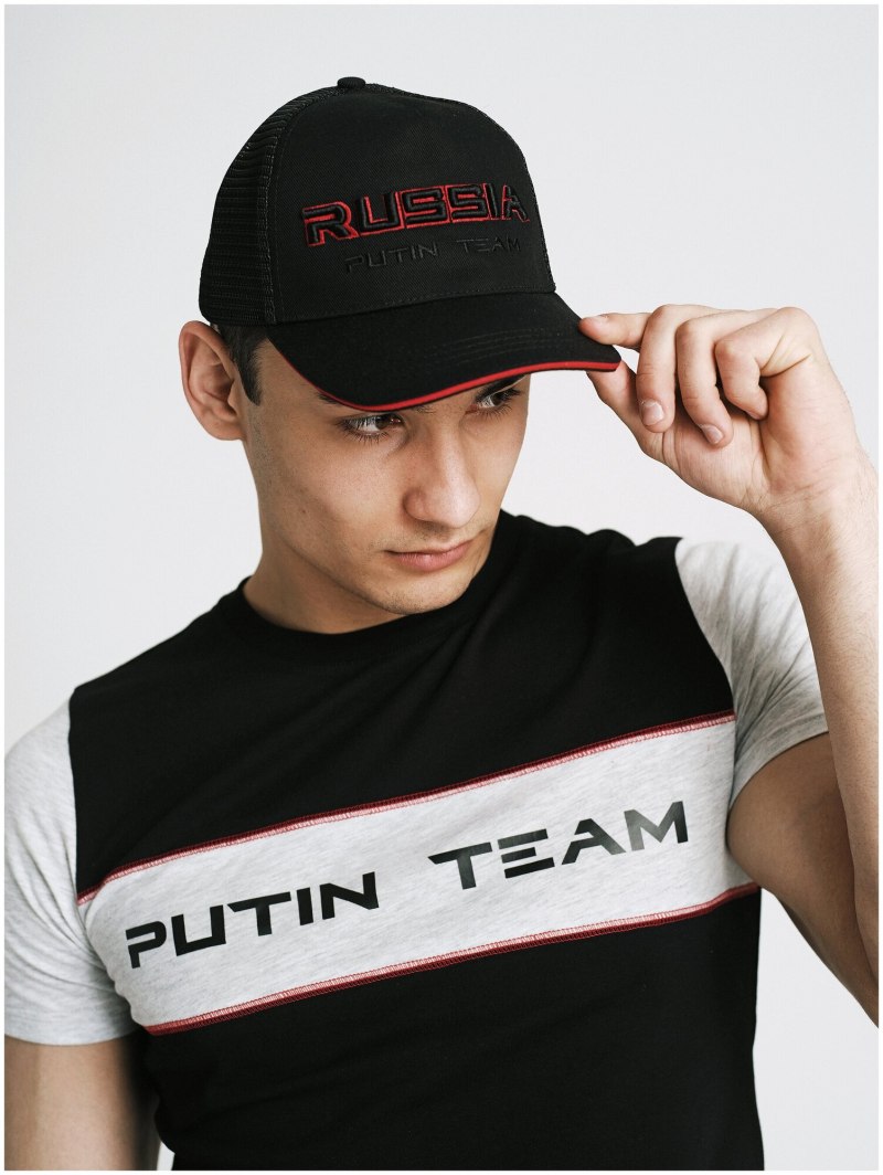 Путин в кепке