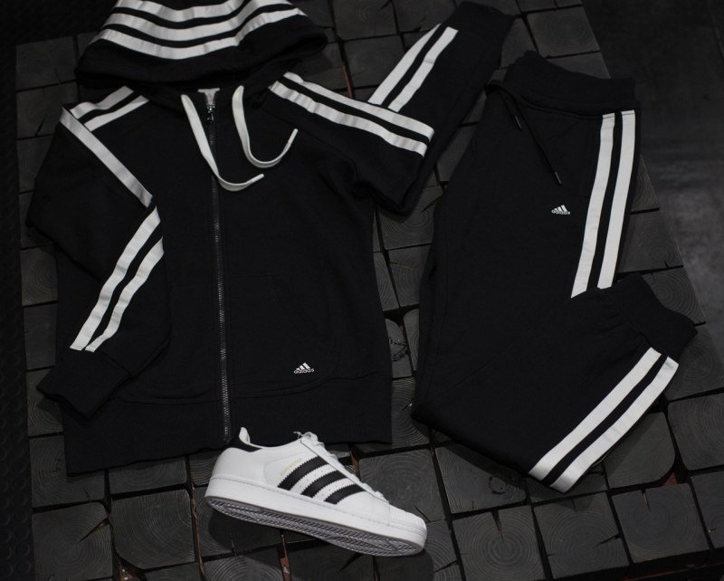 Спортивный костюм adidas (a433)