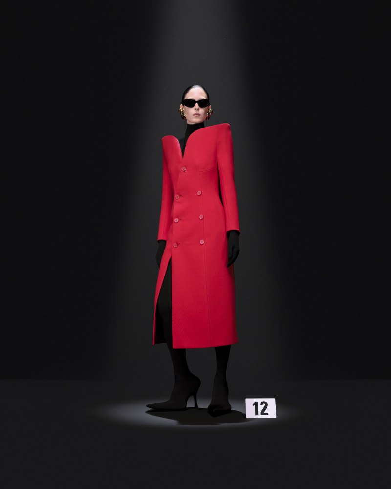 Balenciaga 2023 новый показ