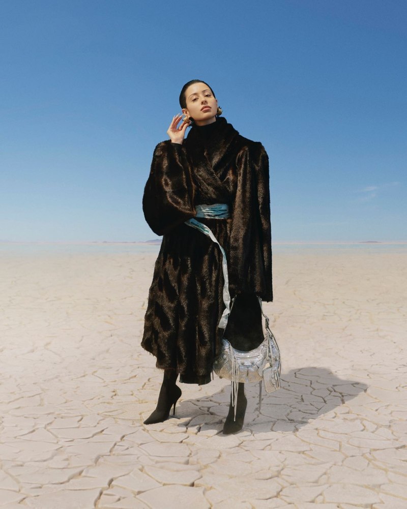 Кардашьян Balenciaga