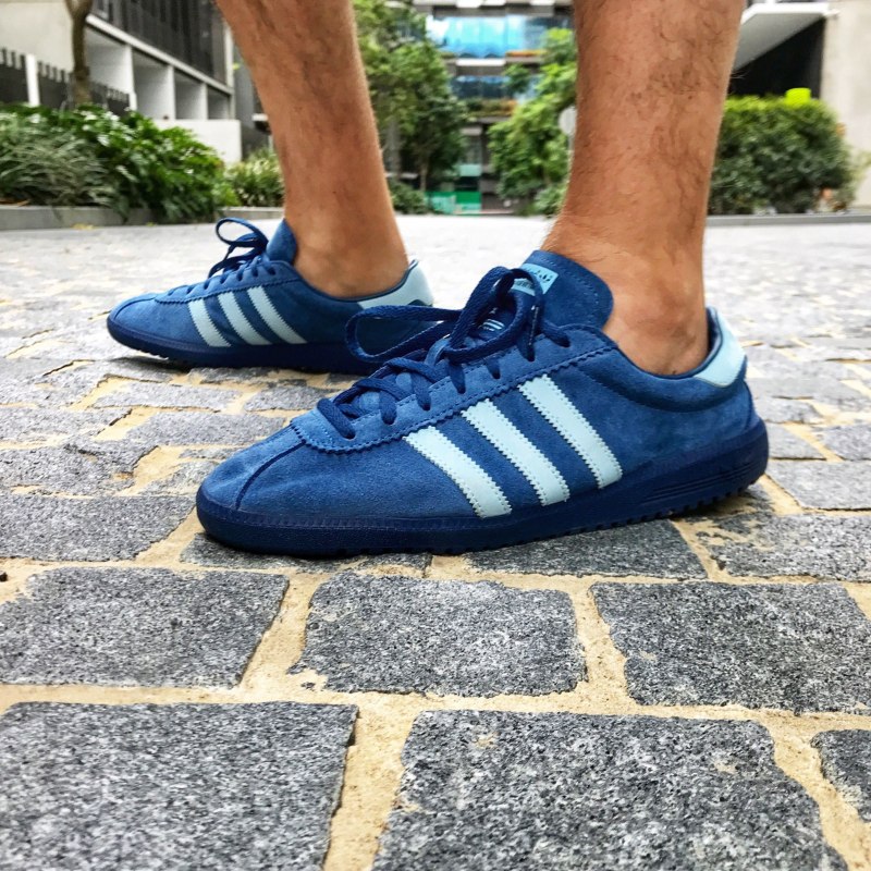 Кэжуальные кроссовки adidas