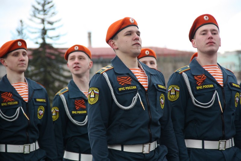 Форма МЧС С беретом