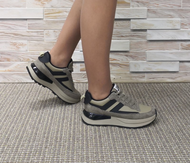 Топ кроссовок на весну 2023