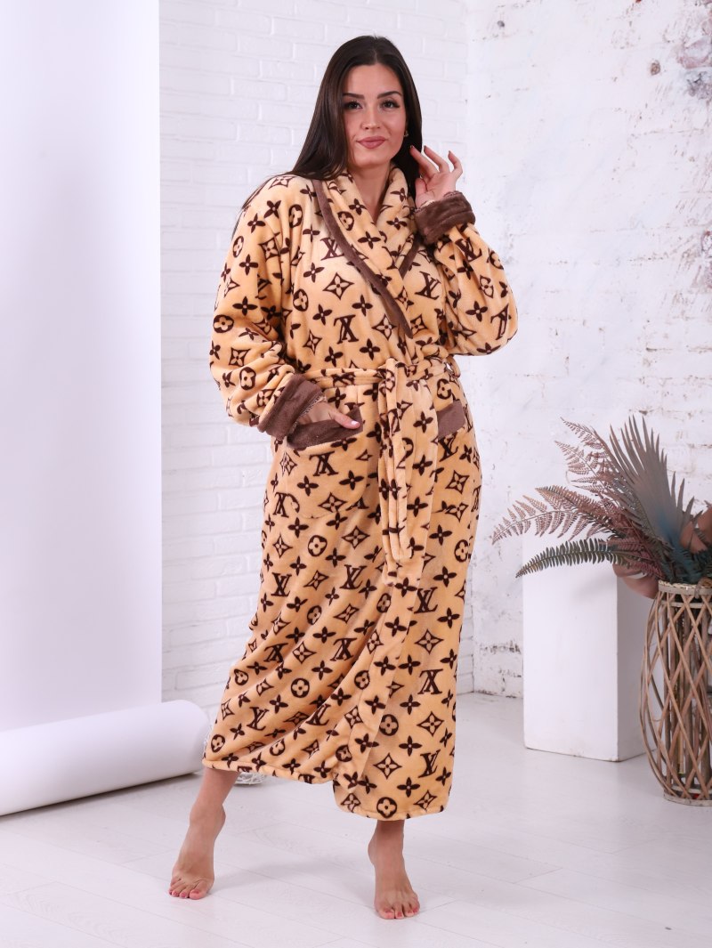 Халат Луи Виттон
