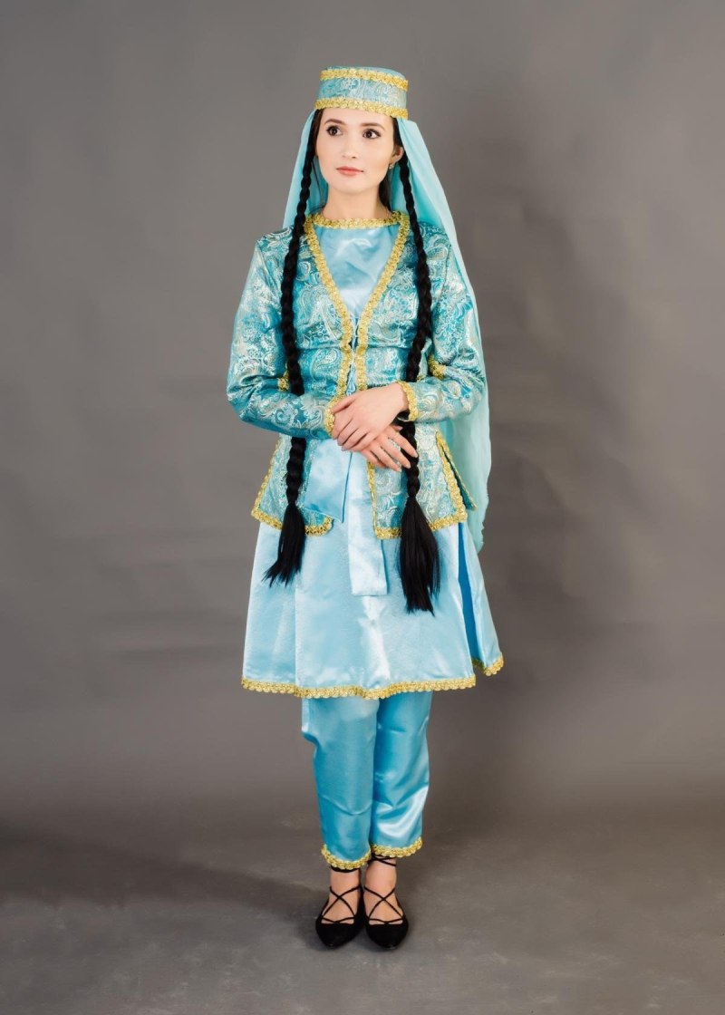 Народный национальный костюм Азербайджана