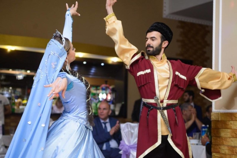 Чуха армянский костюм