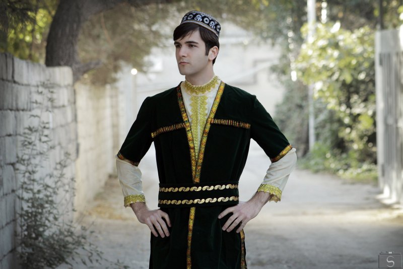 Азейбарджан национальный костюм