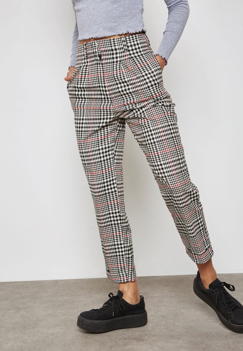 Брюки в клетку женские