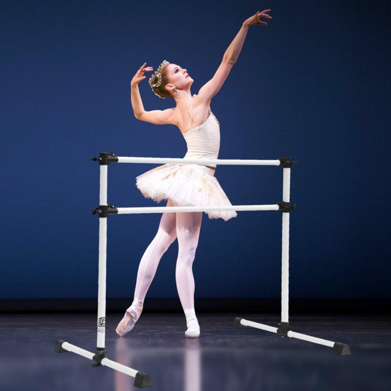 Балерина плие