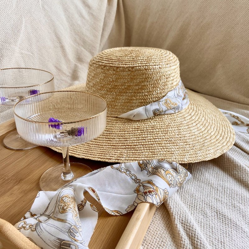 Шляпа "бренда"