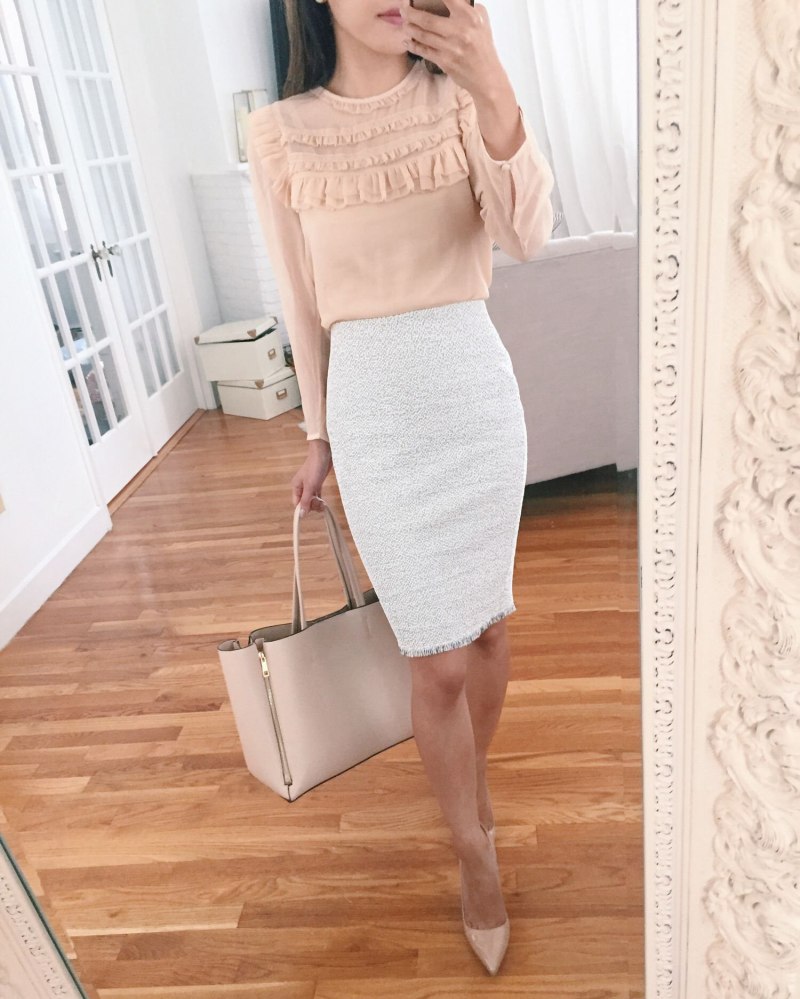 Кофты с белой юбкой