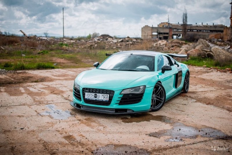 Ауди р8 бирюзовая