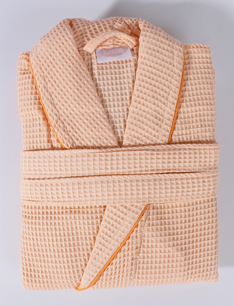 Сложенный вафельный халат