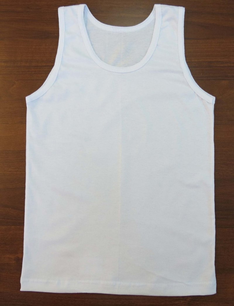 "Детская белая футболка"