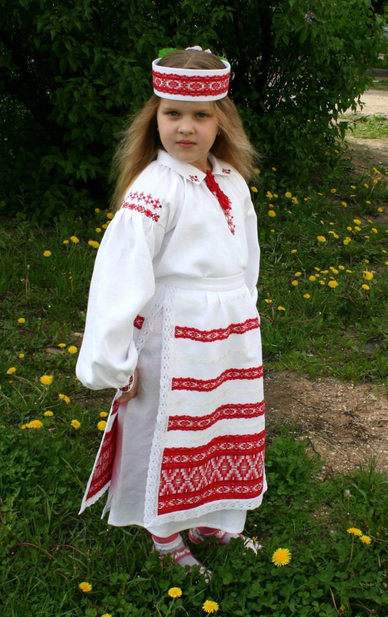 Белорусский народный костюм для девочки
