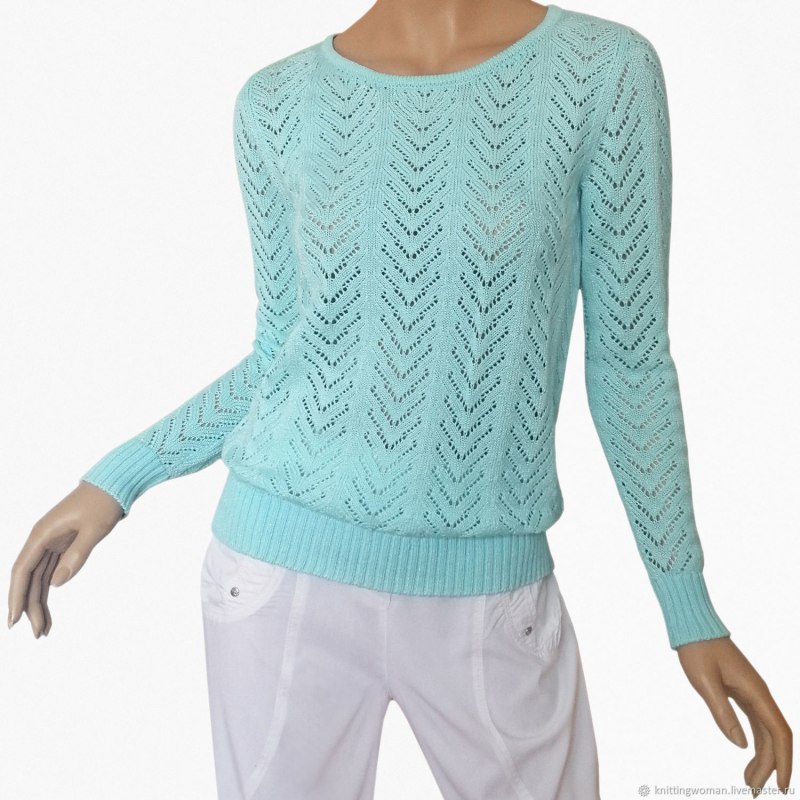 Голубой ажурный джемпер