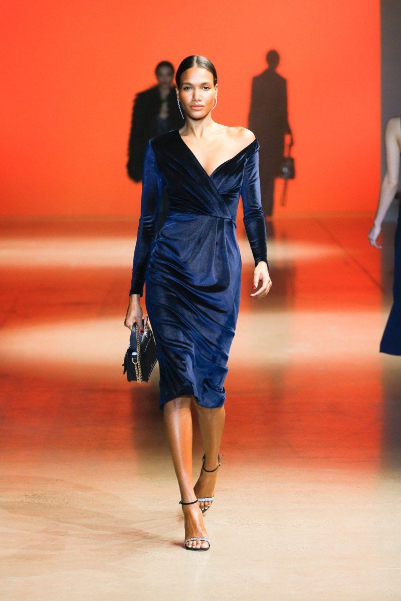 Боттега Венета платье из бархата