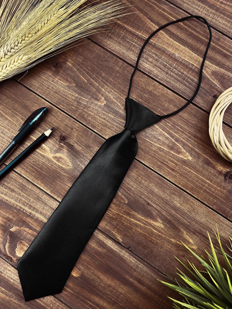 Галстук детский на резинке черный