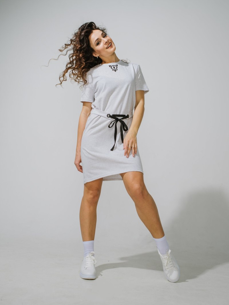 Молодёжные платья для девушек