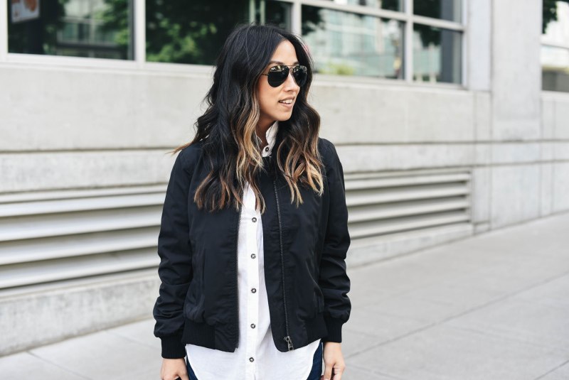 Бомбер женский 2022 американский