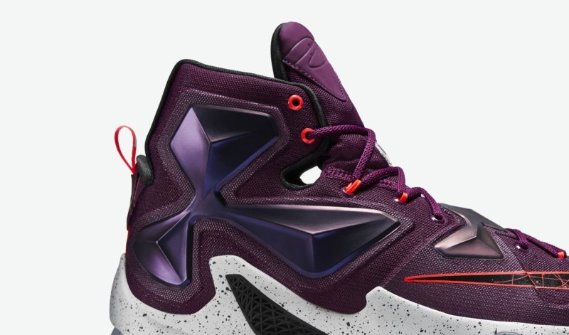 Nike LEBRON 13
