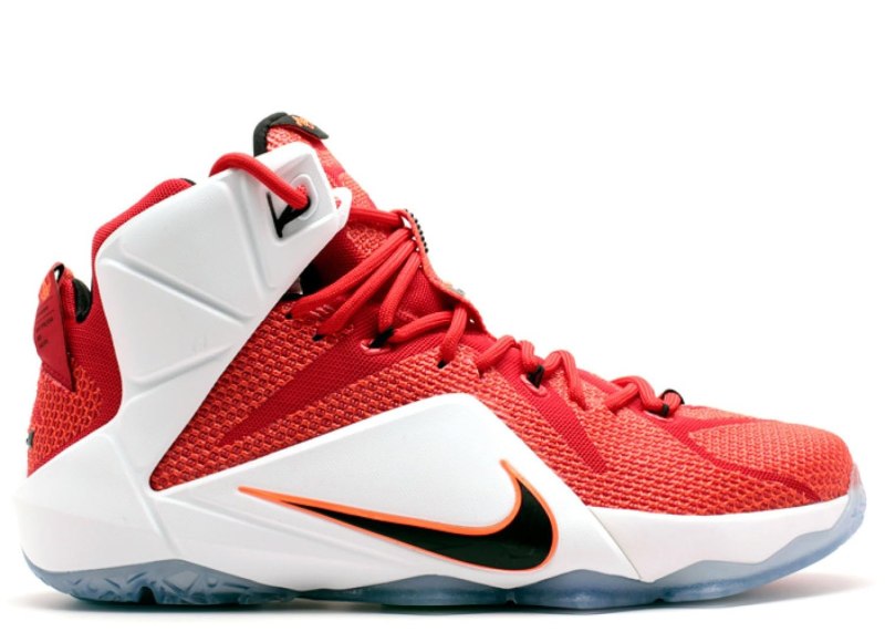 Баскетбольные кроссовки Nike LEBRON 12