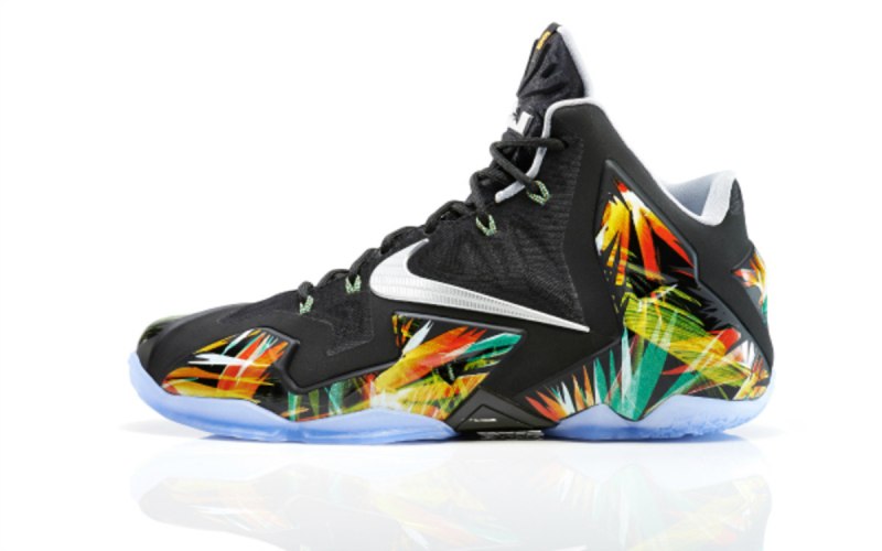 Nike LEBRON 11