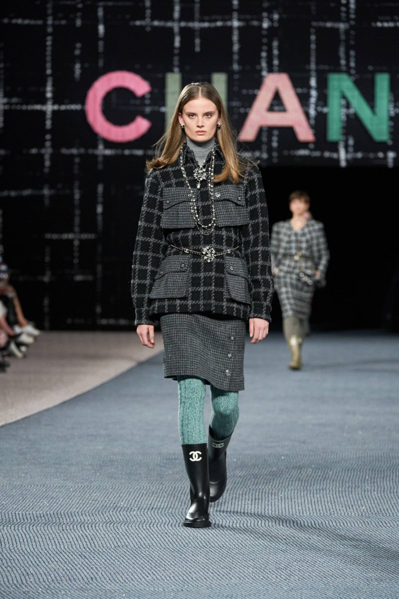 Chanel коллекция осень зима 2022-2023
