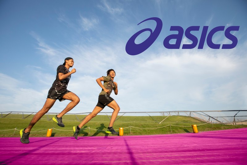 Реклама кроссовок ASICS