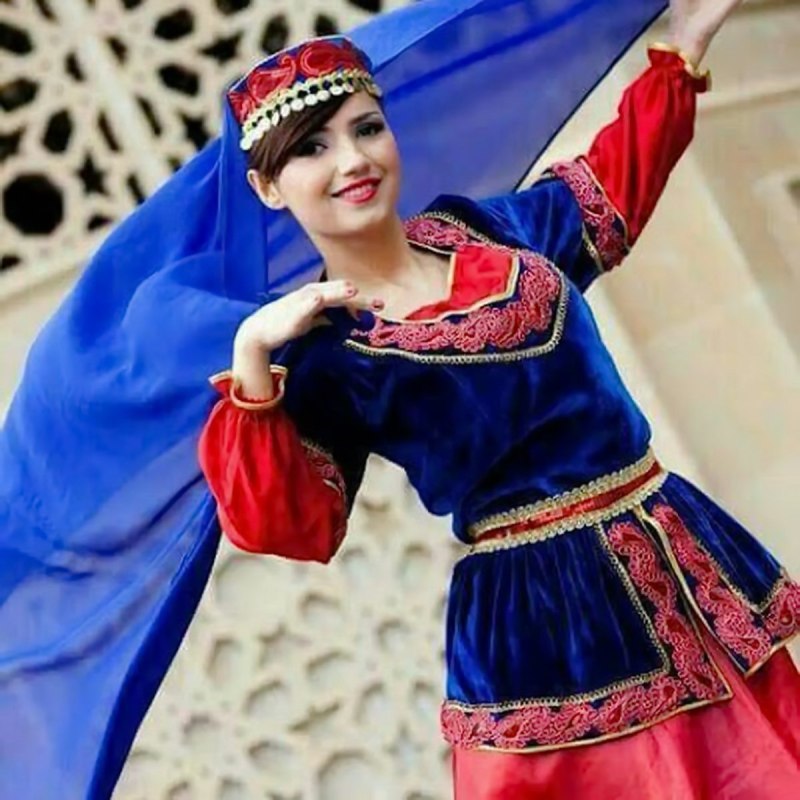 Чахчур азербайджанский национальный костюм