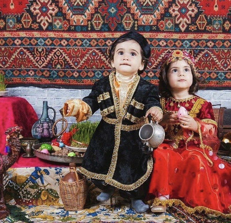 Национальный народный костюм азейбаржанский