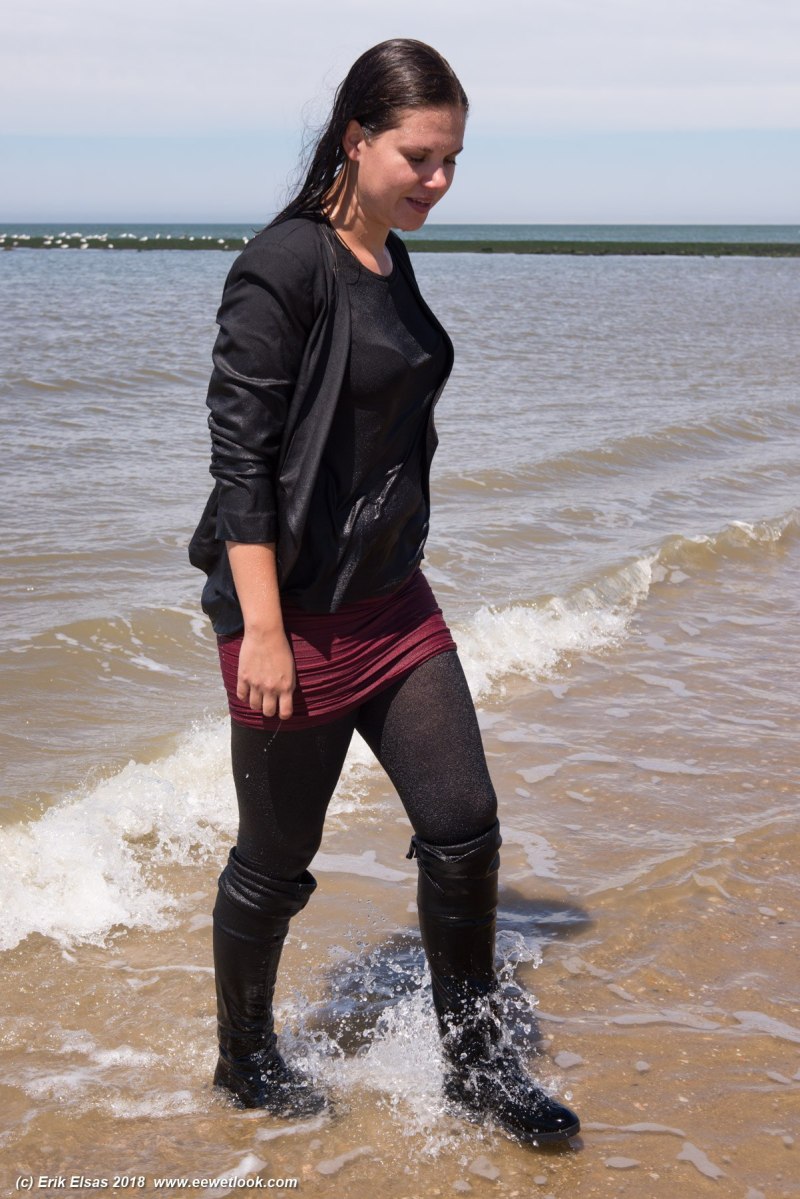 Есения Карпова wetlook