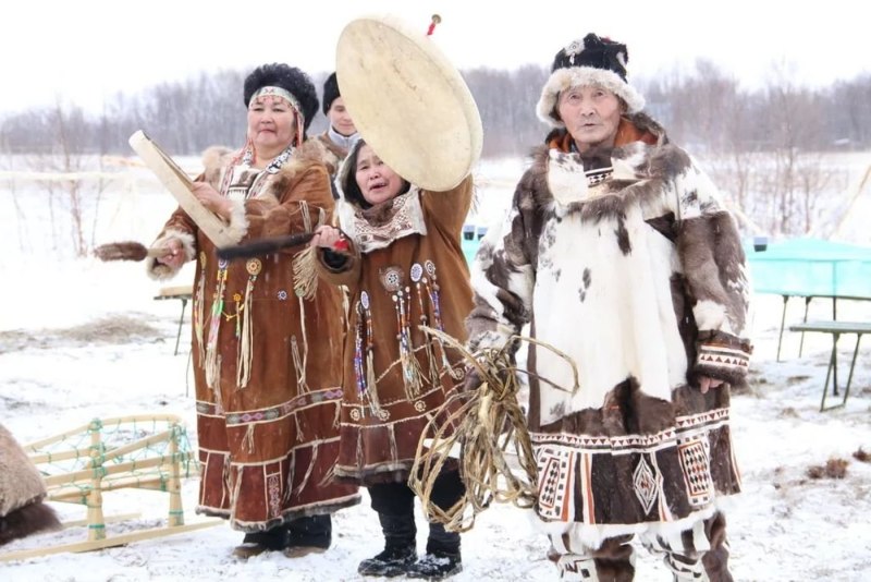 Эвенки и Долганы