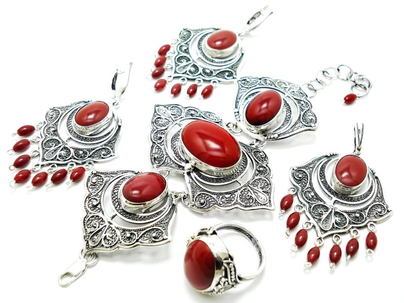 Серебряные украшения