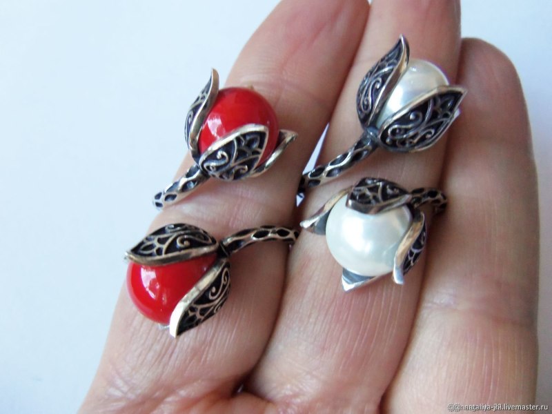 Серебряная бижутерия
