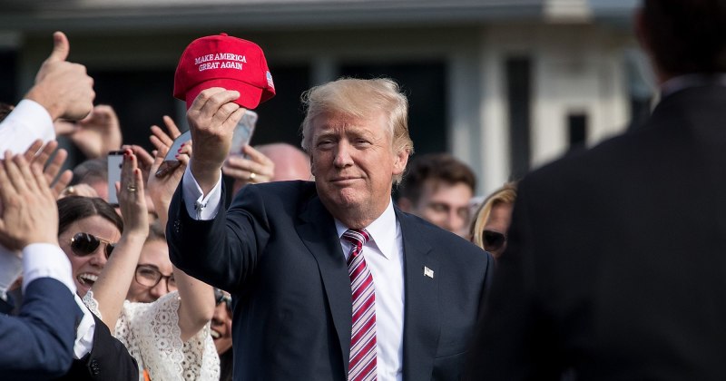 Трамп make America great again