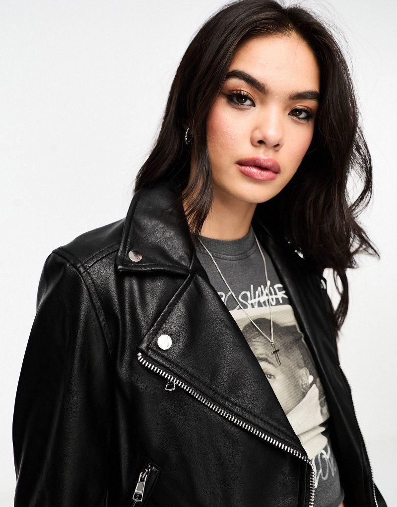 Bershka Mega Baggy