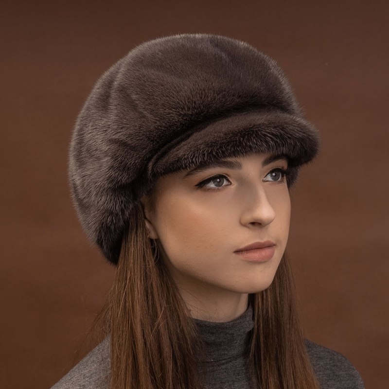 Норковая кепка женская