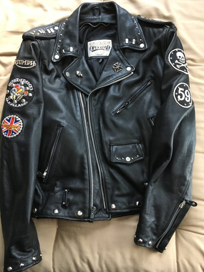 ROCKMERCH косухи