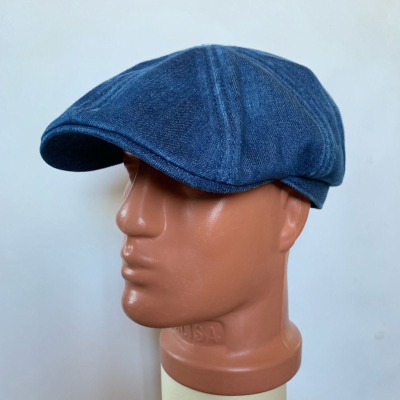 Кепка восьмиклинка Lacoste