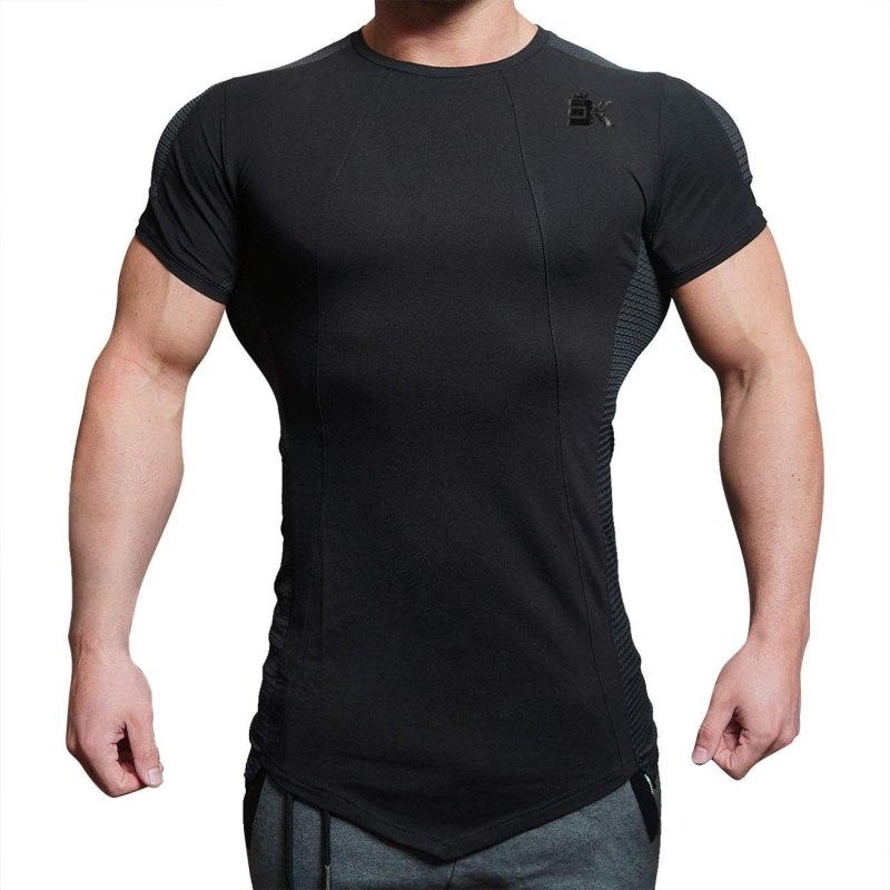 Muscle футболка черная