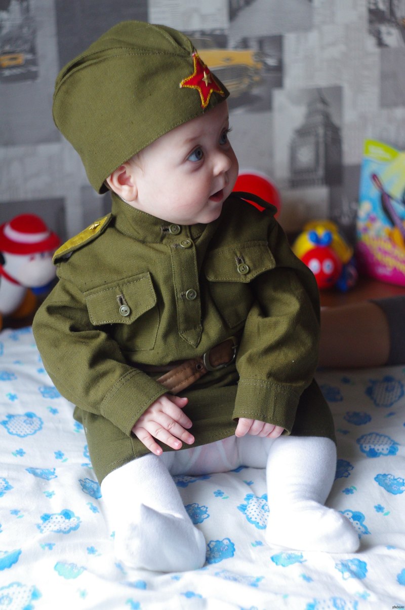 Груднички в военной форме