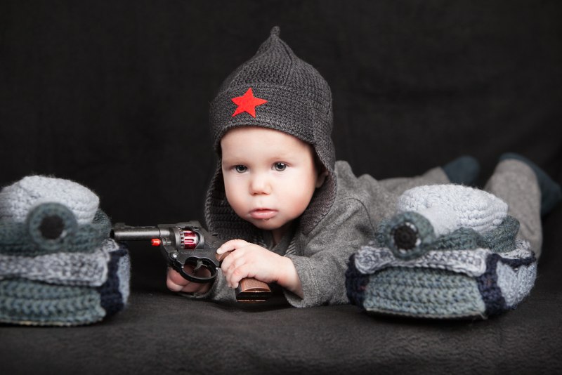 Вязаная шапка Буденовка для мальчика