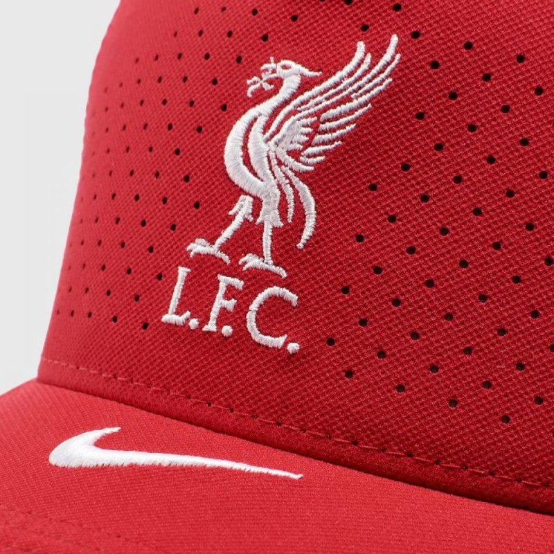 Бейсболка Nike Liverpool