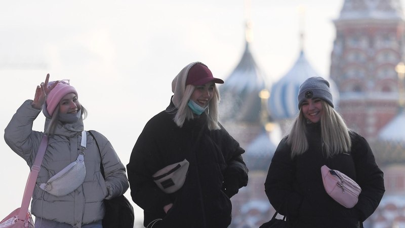В чем ходят в Москве сейчас по погоде женщины март 2020
