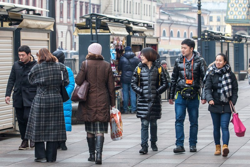 Как одеваются люди в Питере