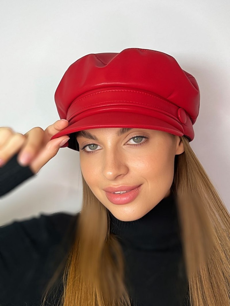 Кожаная фуражка женская