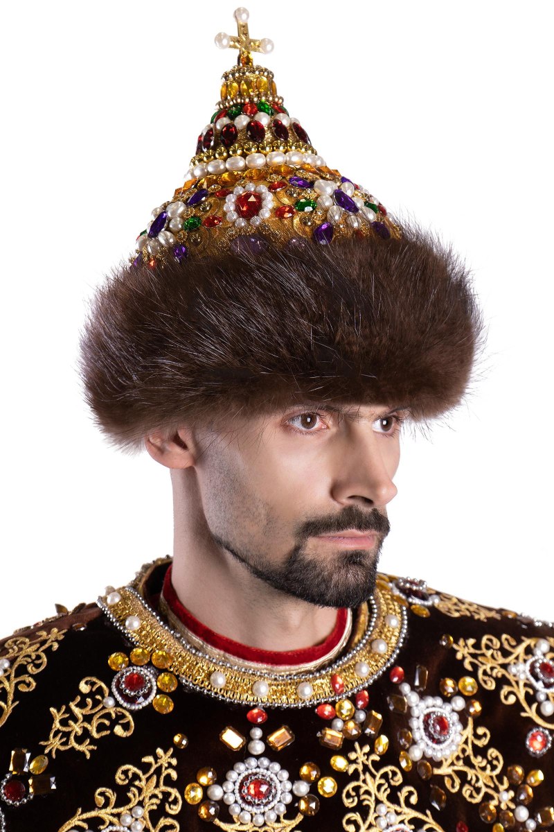 Царь в шапке Мономаха